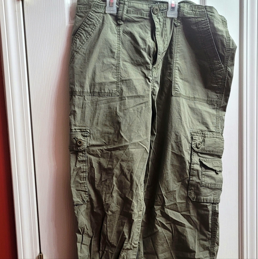 Mossimo Supply Co. Olive Green Straight Leg Cargo Pants
